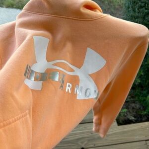 Under Armour Women’s M Peach/Orange Pullover Cotton Hoodie Loose Fit